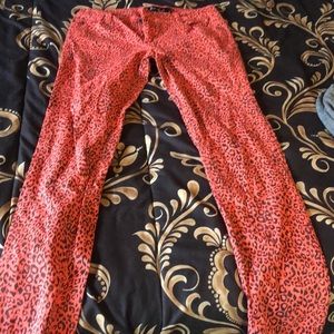 Play on leopard pants. Stretch. Sirens. Size 13